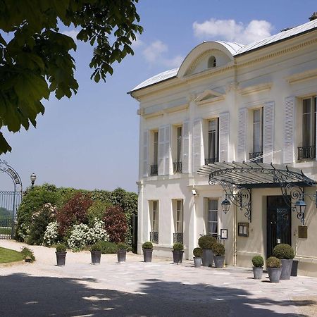Pavillon Henri IV Hotel Restaurant Gastronomique Terrasse Saint-Germain-en-Laye Luaran gambar